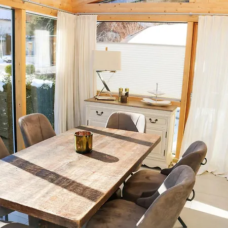 Wolfsgrund Und/oder - Luxus In Seenaehe Mit Tollem Garten Konukevi *