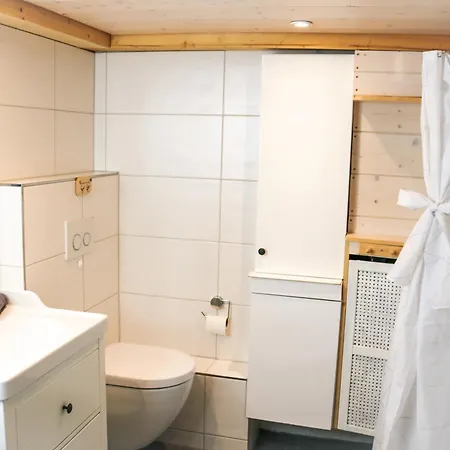 Wolfsgrund Und/oder - Luxus In Seenaehe Mit Tollem Garten Konukevi *