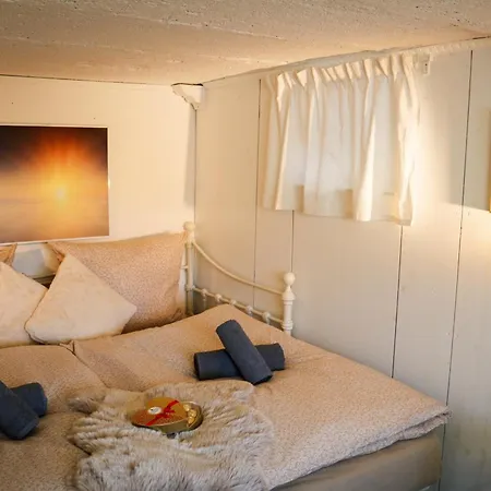 Wolfsgrund Und/oder - Luxus In Seenaehe Mit Tollem Garten Konukevi